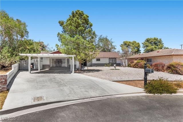 2420 Laurie Drive, Las Vegas, NV 89102