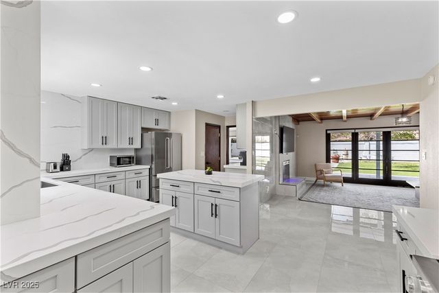 2420 Laurie Drive, Las Vegas, NV 89102