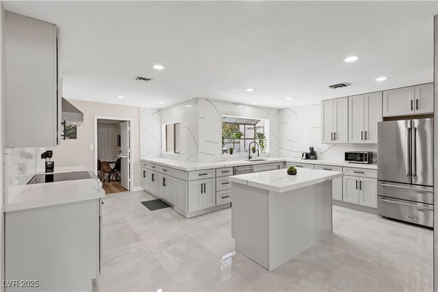 2420 Laurie Drive, Las Vegas, NV 89102