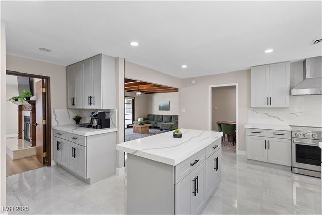 2420 Laurie Drive, Las Vegas, NV 89102