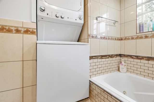3818 RUBY Street 1E, Schiller Park, IL 60176