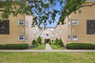 3818 RUBY Street 1E, Schiller Park, IL 60176