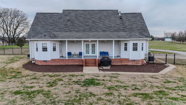 776 Rock Springs Rd, Castalian Springs, TN 37031