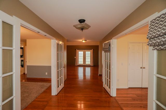 776 Rock Springs Rd, Castalian Springs, TN 37031