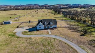 776 Rock Springs Rd, Castalian Springs, TN 37031