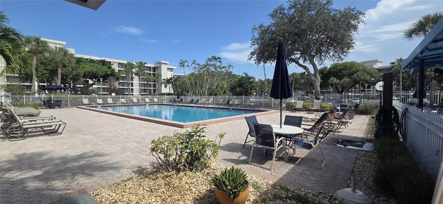 2671 S Course Drive 806, Pompano Beach, FL 33069