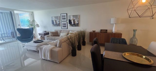 2671 S Course Drive 806, Pompano Beach, FL 33069