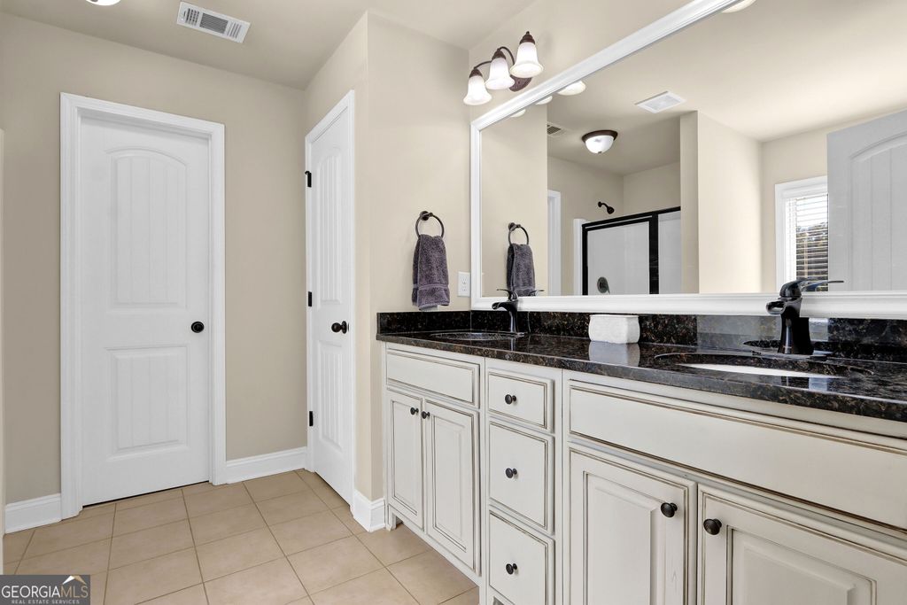 2111 Line Drive, Lawrenceville, GA 30043 — photo 5