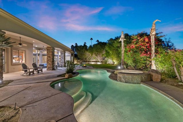 352 Crest Lake Drive, Palm Desert, CA 92211