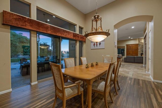 352 Crest Lake Drive, Palm Desert, CA 92211