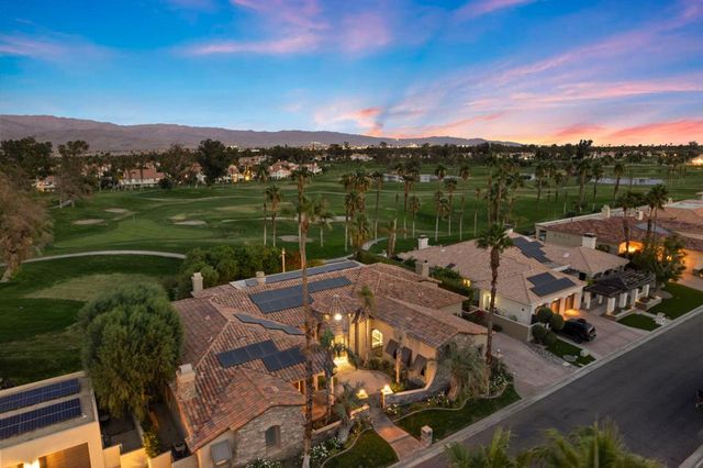 352 Crest Lake Drive, Palm Desert, CA 92211
