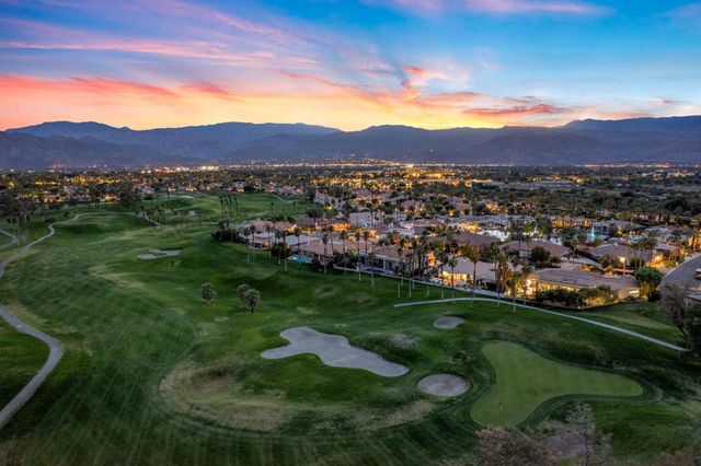 352 Crest Lake Drive, Palm Desert, CA 92211