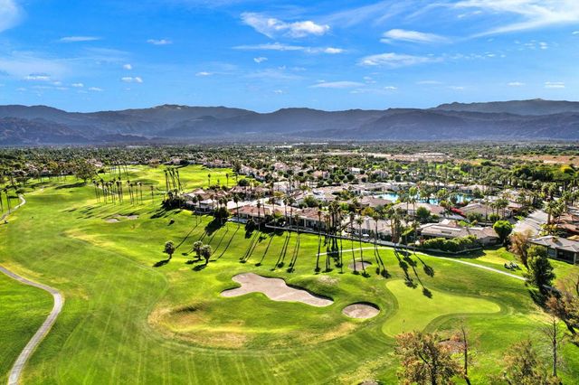352 Crest Lake Drive, Palm Desert, CA 92211