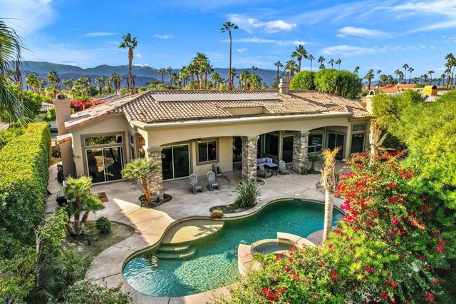 352 Crest Lake Drive, Palm Desert, CA 92211
