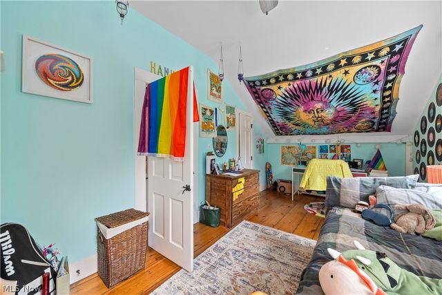 25547 Lake Road, Bay Village, OH 44140