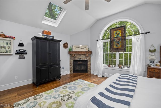 25547 Lake Road, Bay Village, OH 44140