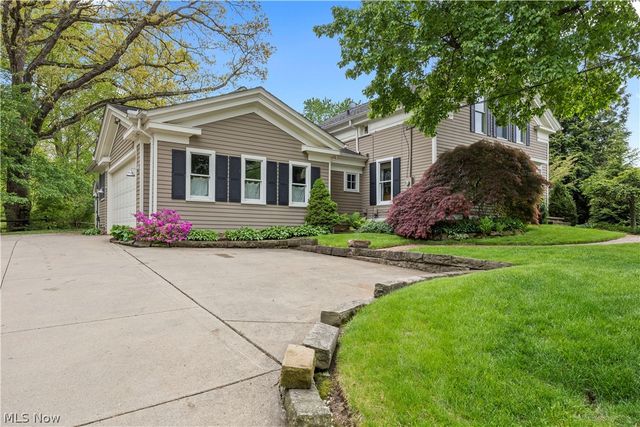 25547 Lake Road, Bay Village, OH 44140