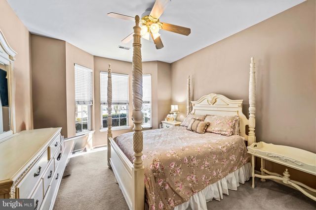 64 VILLA DR, Warminster, PA 18974