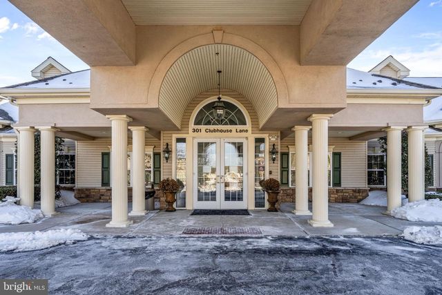 64 VILLA DR, Warminster, PA 18974