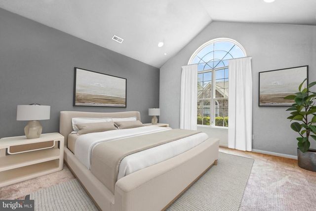 64 VILLA DR, Warminster, PA 18974