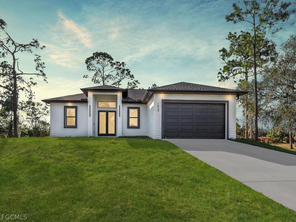 1839 Lockhaven CT, Lehigh Acres, FL 33972