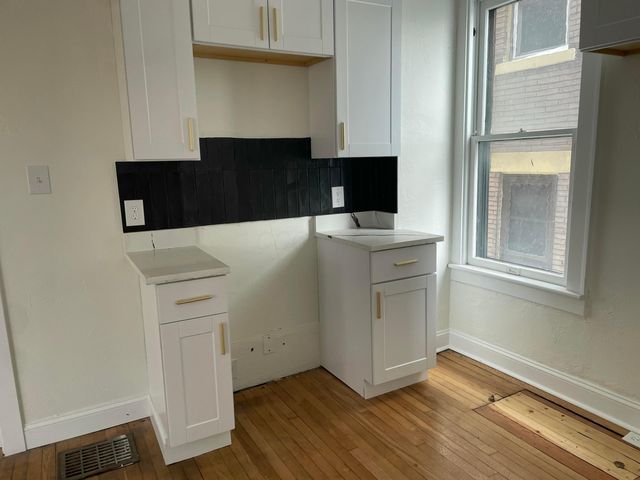 895 Studer Avenue, Columbus, OH 43206