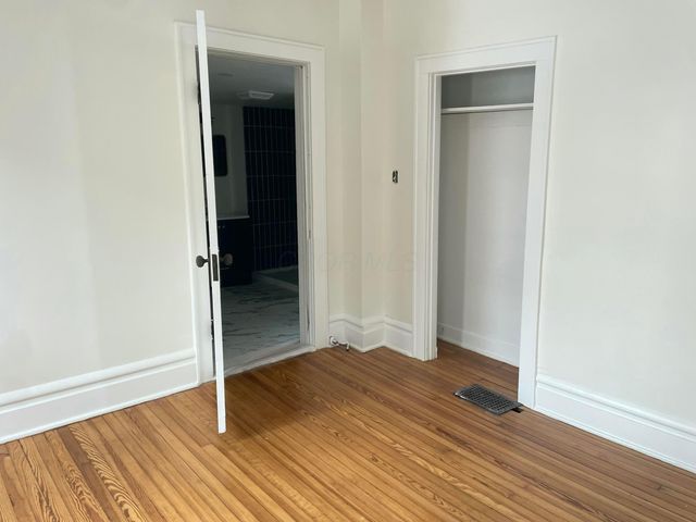 895 Studer Avenue, Columbus, OH 43206