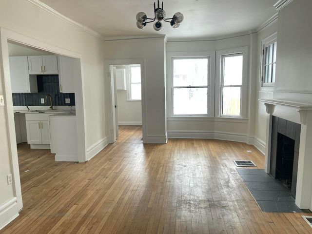 895 Studer Avenue, Columbus, OH 43206