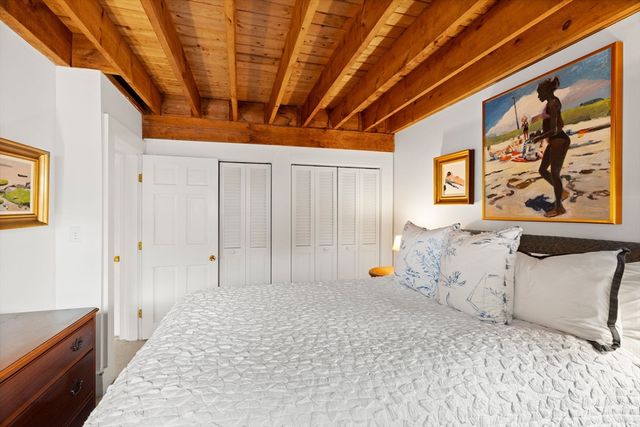 10 61st St 10, Newburyport, MA 01950