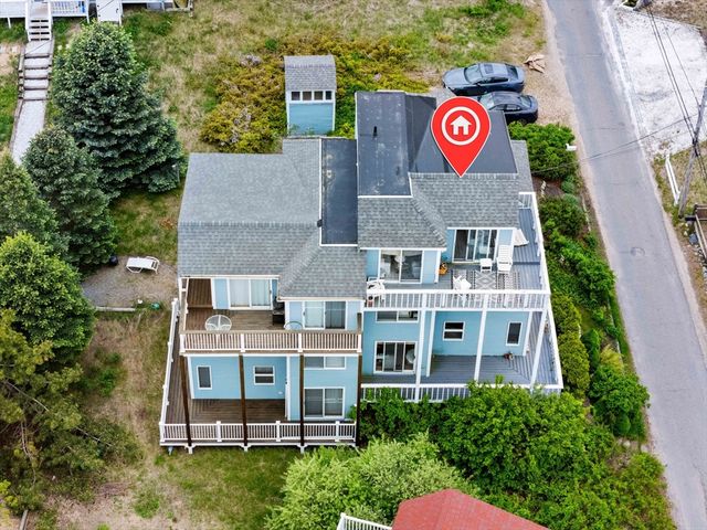 10 61st St 10, Newburyport, MA 01950