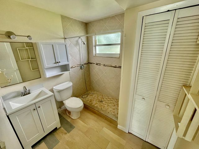 306 Johnson Avenue 7, Cape Canaveral, FL 32920