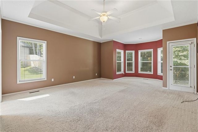 7706 N Montgall Avenue, Kansas City, MO 64119