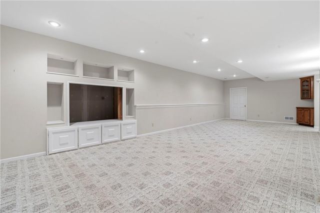 7706 N Montgall Avenue, Kansas City, MO 64119