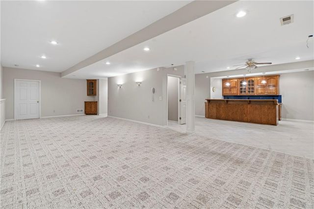 7706 N Montgall Avenue, Kansas City, MO 64119