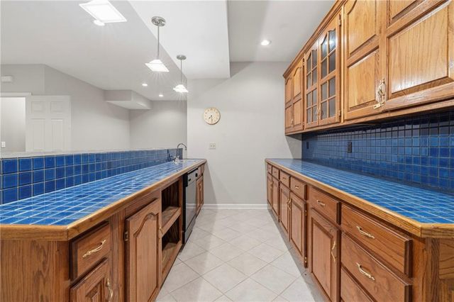 7706 N Montgall Avenue, Kansas City, MO 64119