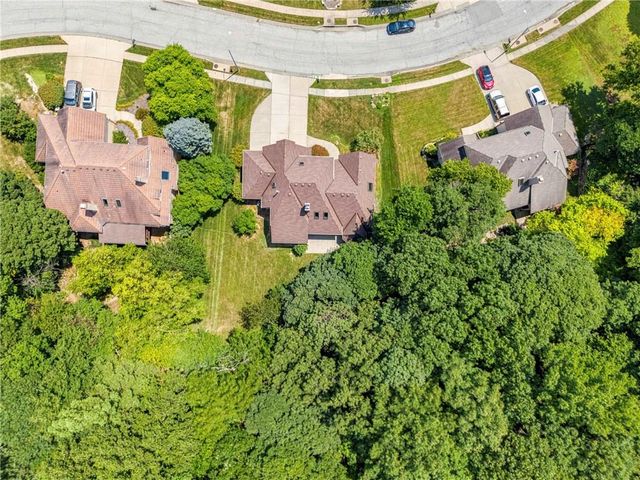 7706 N Montgall Avenue, Kansas City, MO 64119