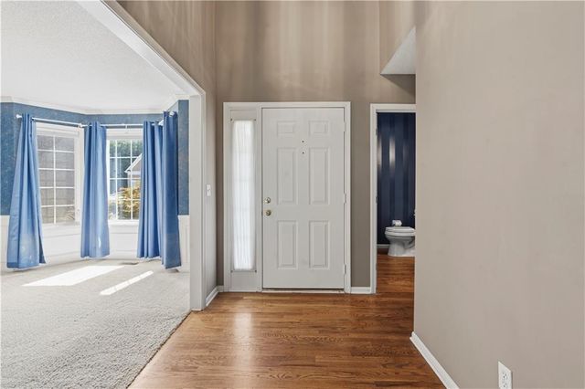 7706 N Montgall Avenue, Kansas City, MO 64119