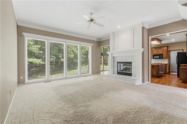 7706 N Montgall Avenue, Kansas City, MO 64119