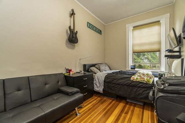 481 Boylston Street 3, Brookline, MA 02445