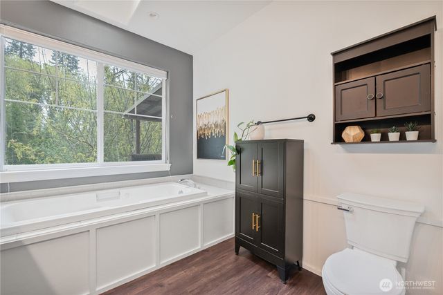 148 W Canyon View Drive, Longview, WA 98632