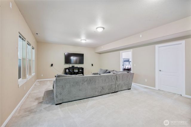 148 W Canyon View Drive, Longview, WA 98632