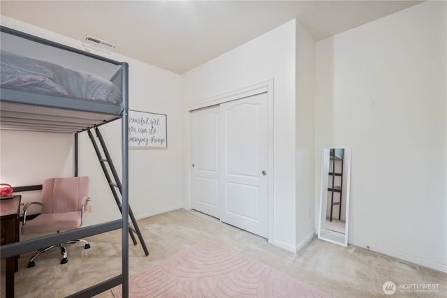 148 W Canyon View Drive, Longview, WA 98632