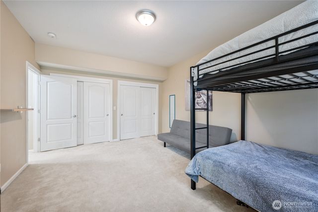 148 W Canyon View Drive, Longview, WA 98632