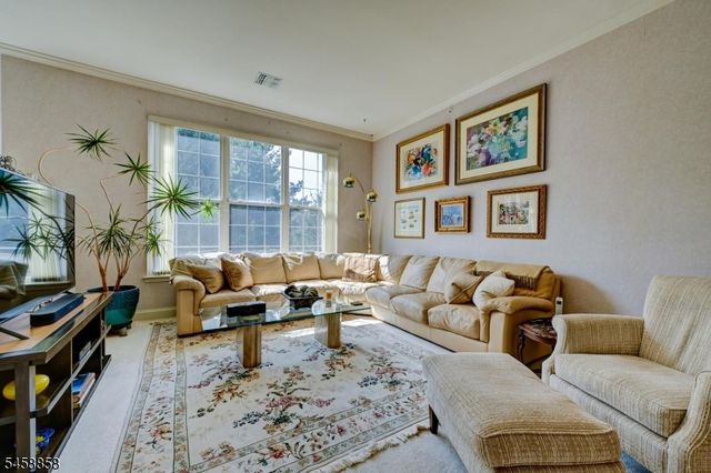 1409 Four Seasons Dr 1409, Wayne Twp., NJ 07470