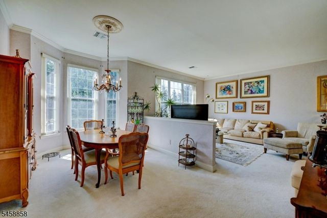 1409 Four Seasons Dr 1409, Wayne Twp., NJ 07470