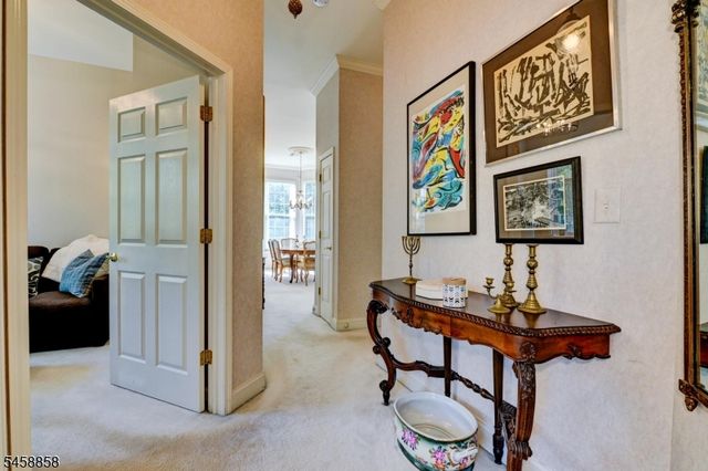 1409 Four Seasons Dr 1409, Wayne Twp., NJ 07470