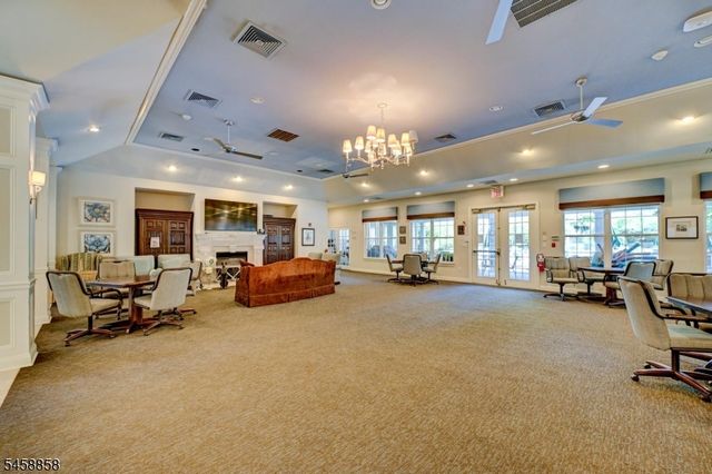1409 Four Seasons Dr 1409, Wayne Twp., NJ 07470