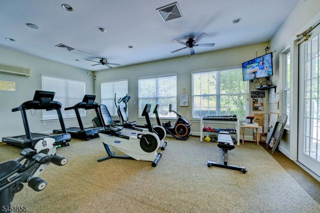 1409 Four Seasons Dr 1409, Wayne Twp., NJ 07470