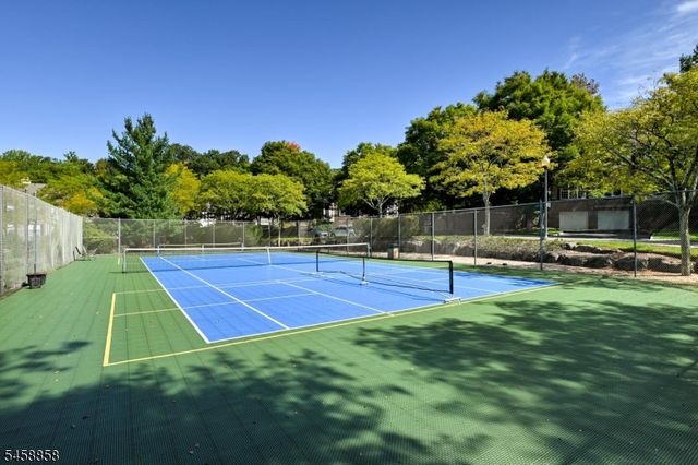 1409 Four Seasons Dr 1409, Wayne Twp., NJ 07470