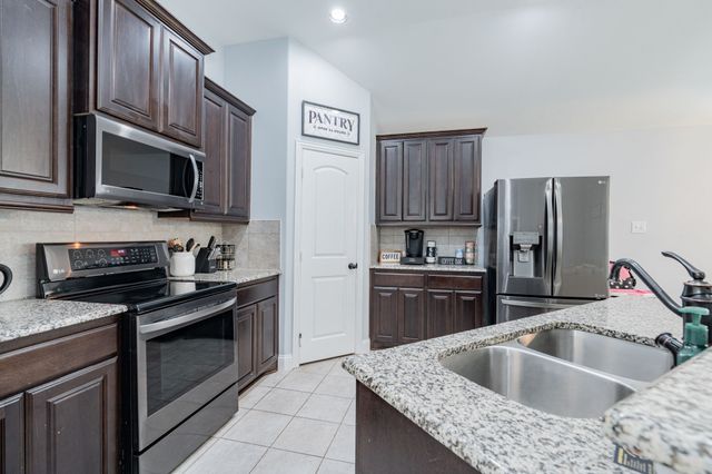 1411 Reiger Drive, Greenville, TX 75402